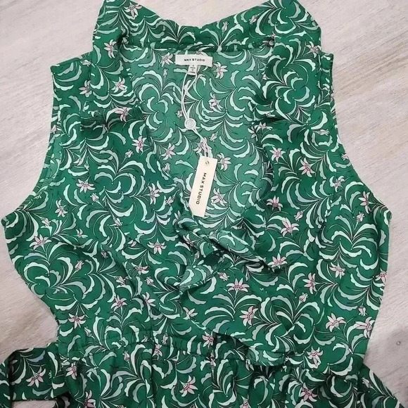 Max Studio Women's Floral Print Tie Front Ruffled Top Green Size Small - Picture 2 of 8